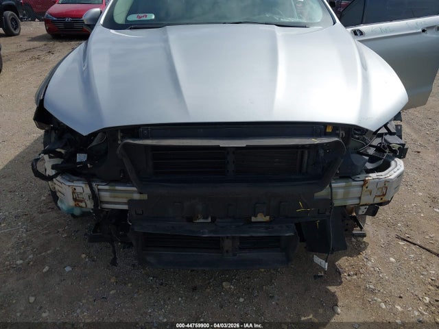 FORD FUSION SE - 6