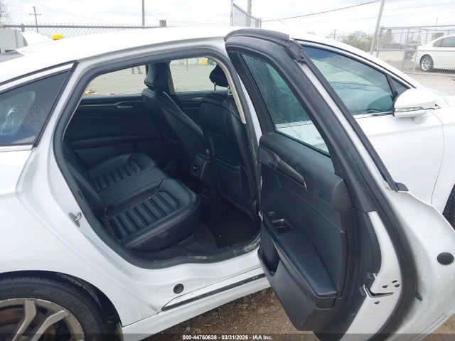 FORD FUSION SEL - 8