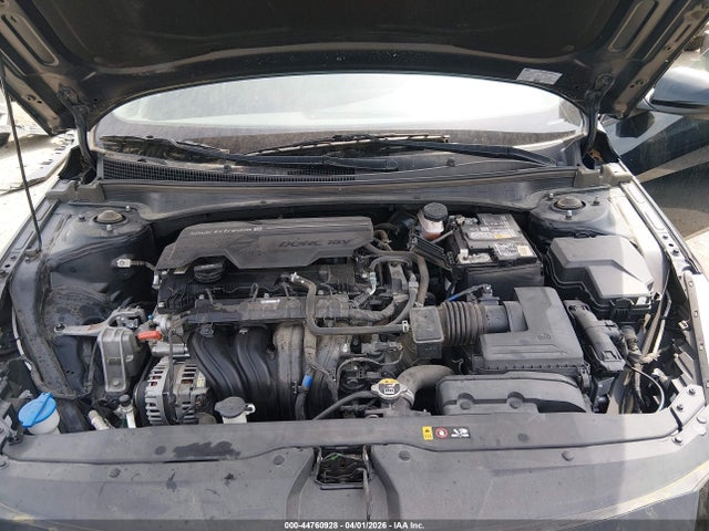 HYUNDAI ELANTRA SEL - 10