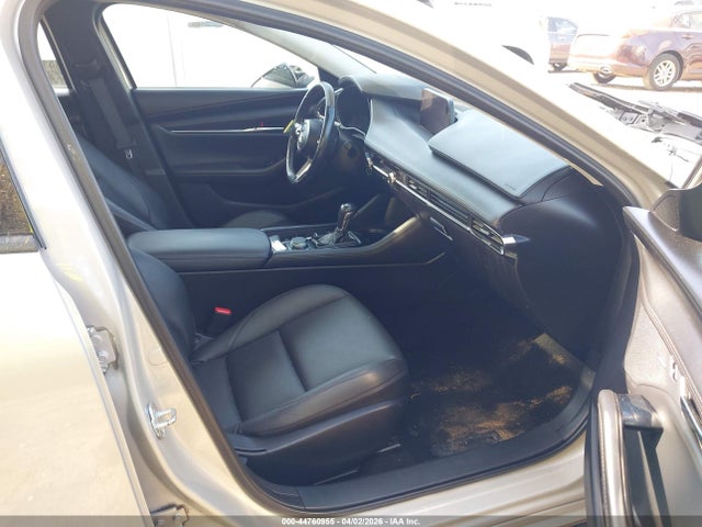 صورة 5 لـ 2022 Mazda MAZDA3 2.5 TURBO