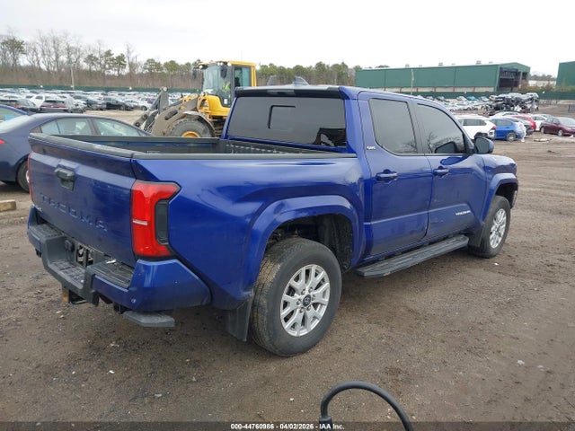 صورة 4 لـ 2024 Toyota TACOMA SR5