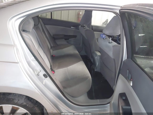 HONDA ACCORD 2.4 LX - 8