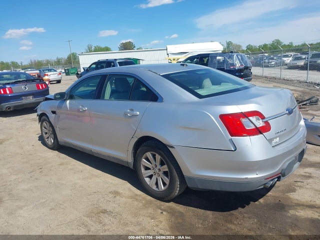 FORD TAURUS SE - 3