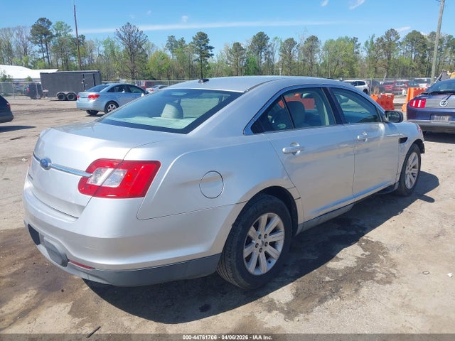 FORD TAURUS SE - 4