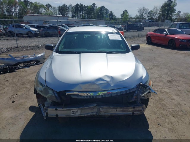 FORD TAURUS SE - 6
