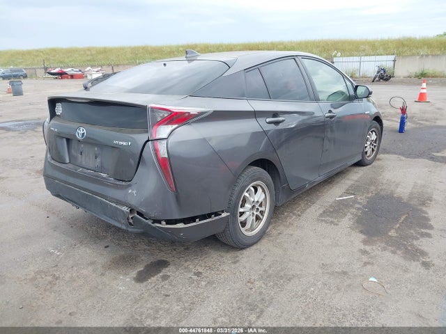 TOYOTA PRIUS - 4