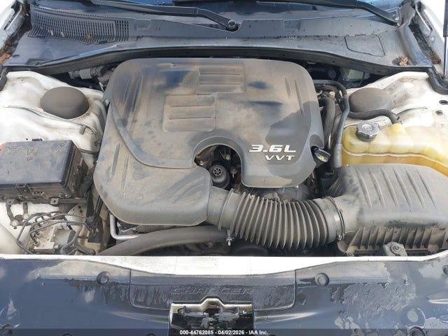 DODGE CHARGER SE - 10