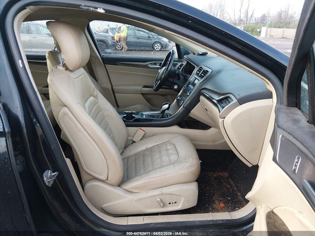 FORD FUSION SE - 5