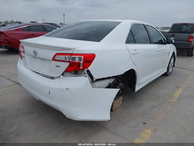TOYOTA CAMRY - 4