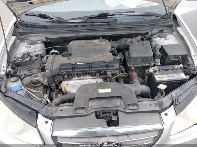 HYUNDAI ELANTRA SE - 10