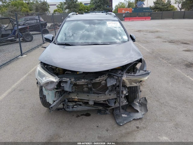 2018 TOYOTA RAV4 XLE 13