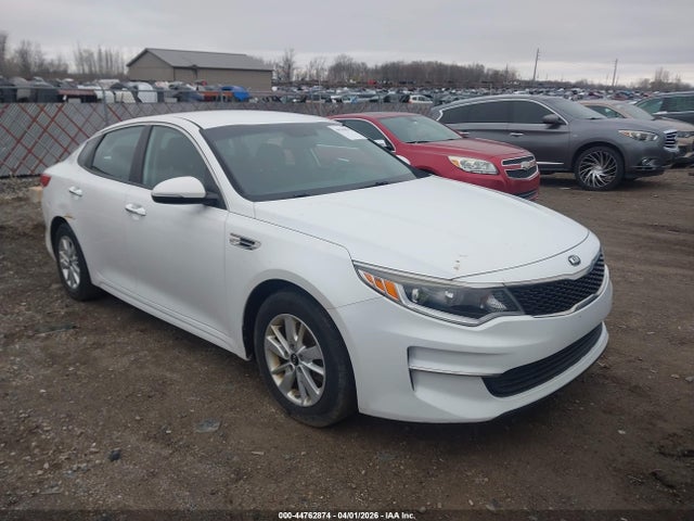 KIA OPTIMA LX - 1