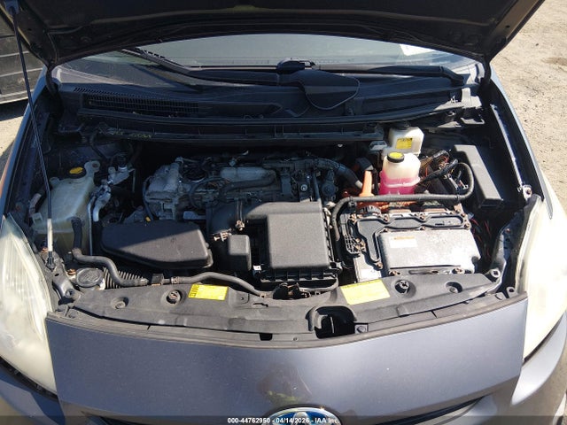 TOYOTA PRIUS - 10