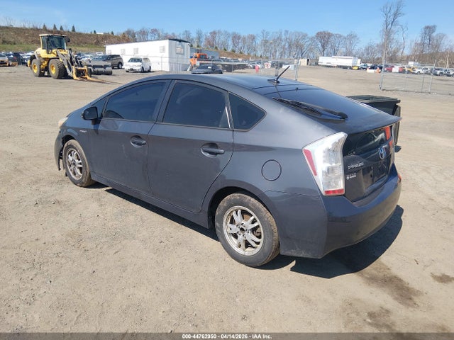 TOYOTA PRIUS - 3