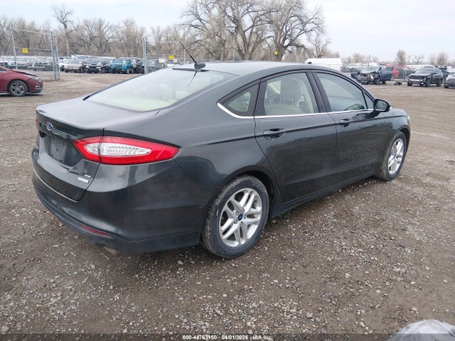 FORD FUSION SE - 4