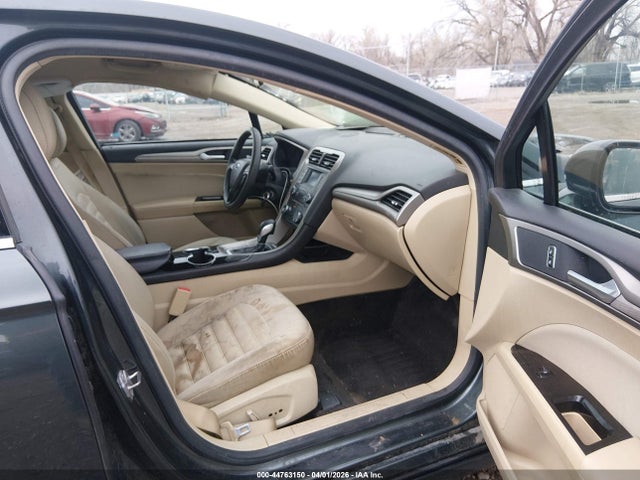 FORD FUSION SE - 5