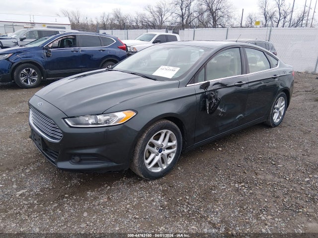FORD FUSION SE - 2