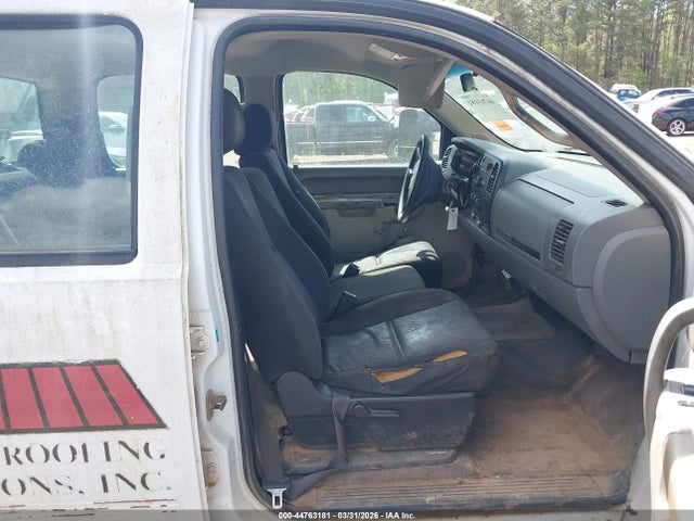 CHEVROLET SILVERADO 2500HD WORK TRUCK - 5