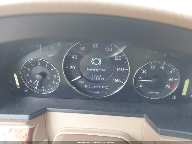 MERCEDES-BENZ E-CLASS - 7