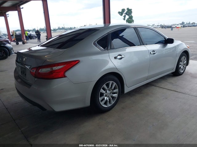 2017 Nissan ALTIMA 2.5 S 照片 4