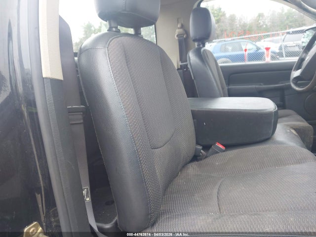 DODGE RAM 1500 ST - 8