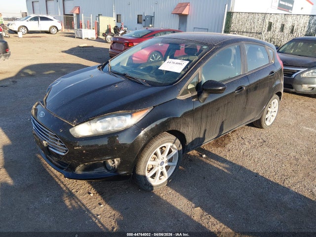 FORD FIESTA SE - 2