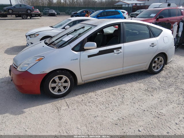 TOYOTA PRIUS - 2