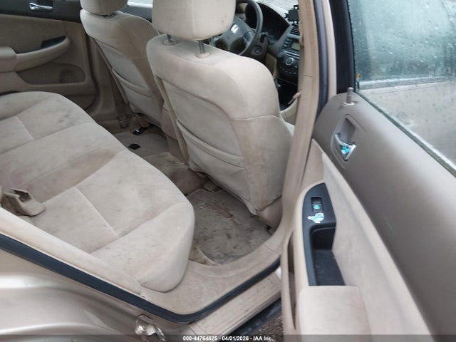 HONDA ACCORD 2.4 LX - 8