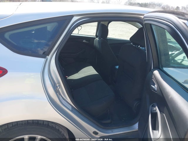 صورة 8 لـ 2015 FORD FOCUS SE
