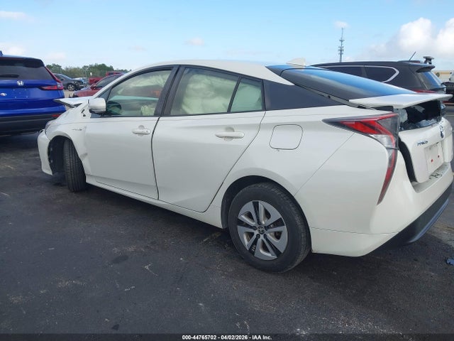 TOYOTA PRIUS - 3
