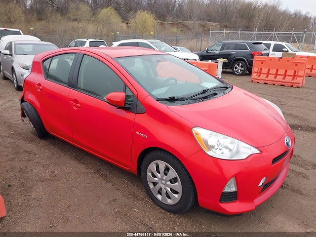 TOYOTA PRIUS C - 1