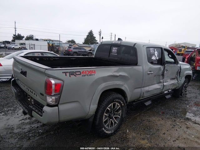 2023 Toyota TACOMA TRD SPORT photo 4