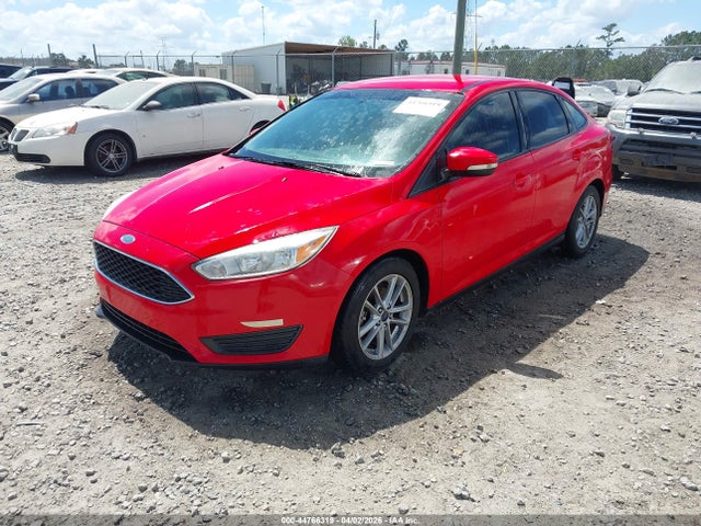 FORD FOCUS SE - 2
