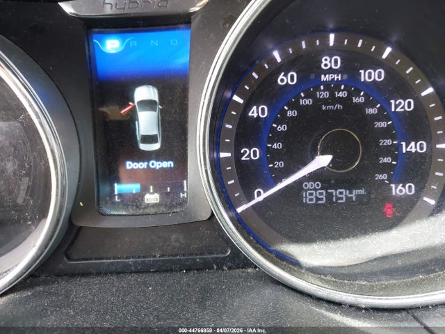 HYUNDAI SONATA HYBRID LIMITED - 7