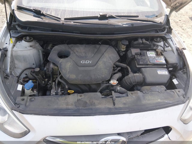 HYUNDAI ACCENT SE - 10