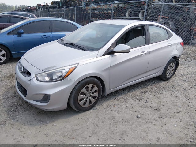 HYUNDAI ACCENT SE - 2