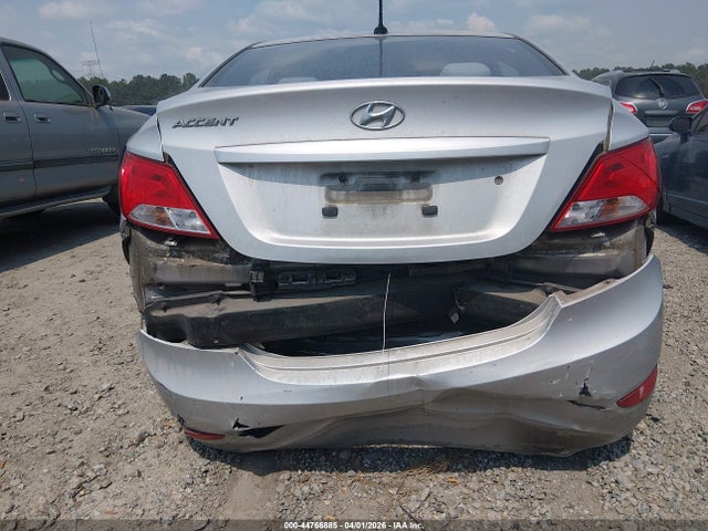 HYUNDAI ACCENT SE - 6