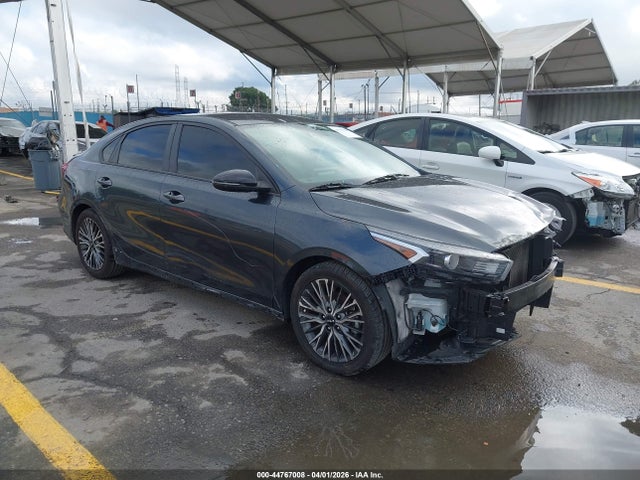 KIA FORTE GT-LINE - 1