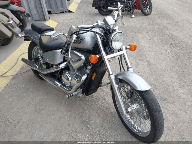 2006 HONDA VT600 CD