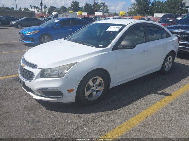 CHEVROLET CRUZE LS AUTO - 2