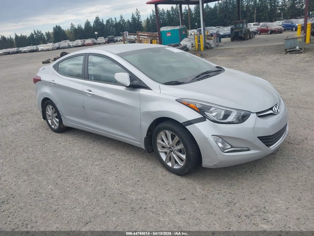 2015 HYUNDAI ELANTRA SE