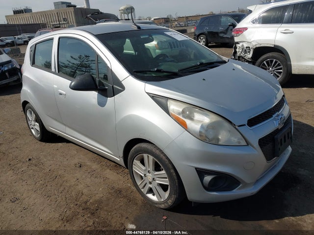CHEVROLET SPARK 1LT AUTO - 1