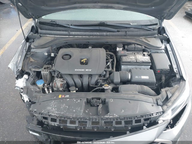 HYUNDAI ELANTRA SEL - 10