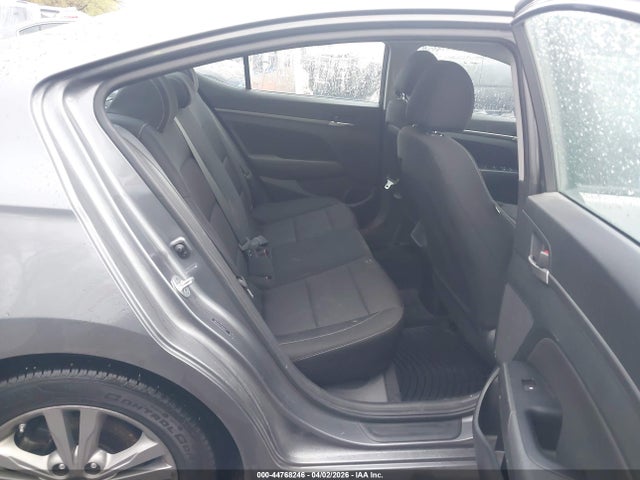 HYUNDAI ELANTRA SEL - 8