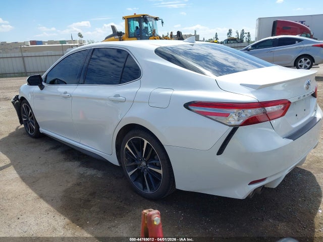 TOYOTA CAMRY - 3