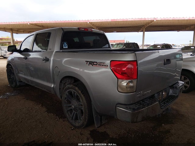TOYOTA TUNDRA - 3