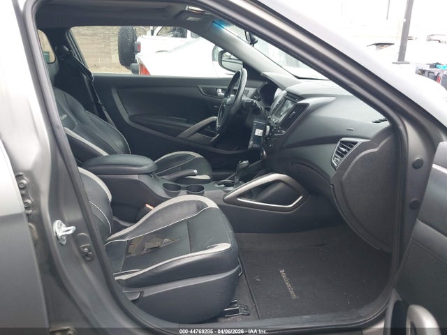 HYUNDAI VELOSTER TURBO - 5