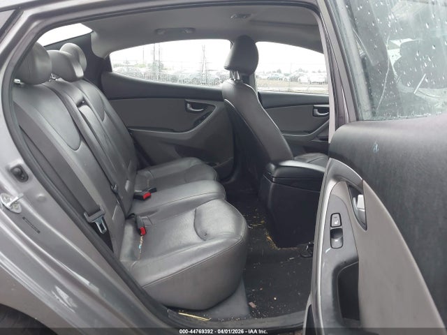 HYUNDAI ELANTRA LIMITED - 8