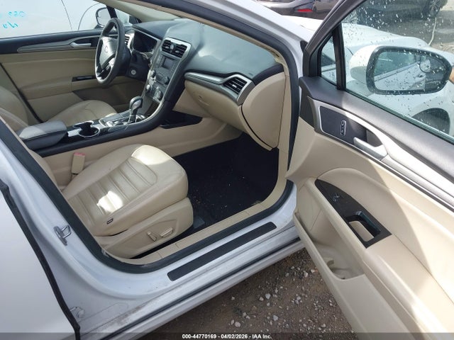 FORD FUSION SE - 5
