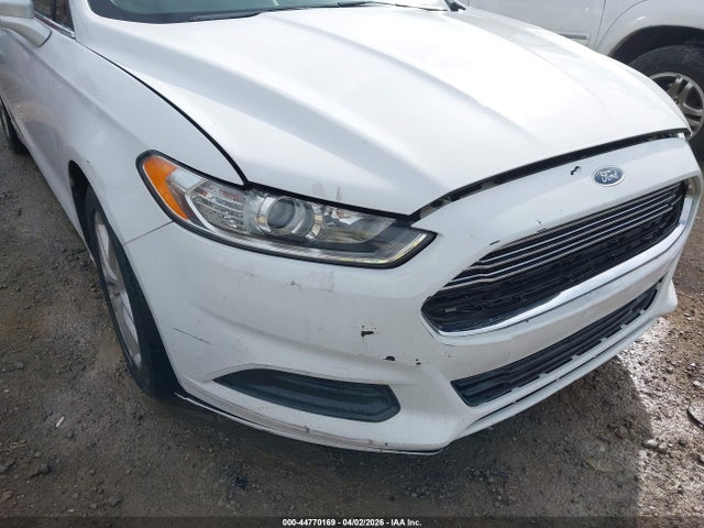 FORD FUSION SE - 6